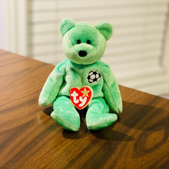 Ty Beanie Baby Kicks Bear - Never Played With - Picture 1 of 1